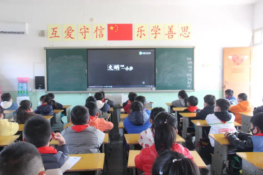 拯救可爱小怪