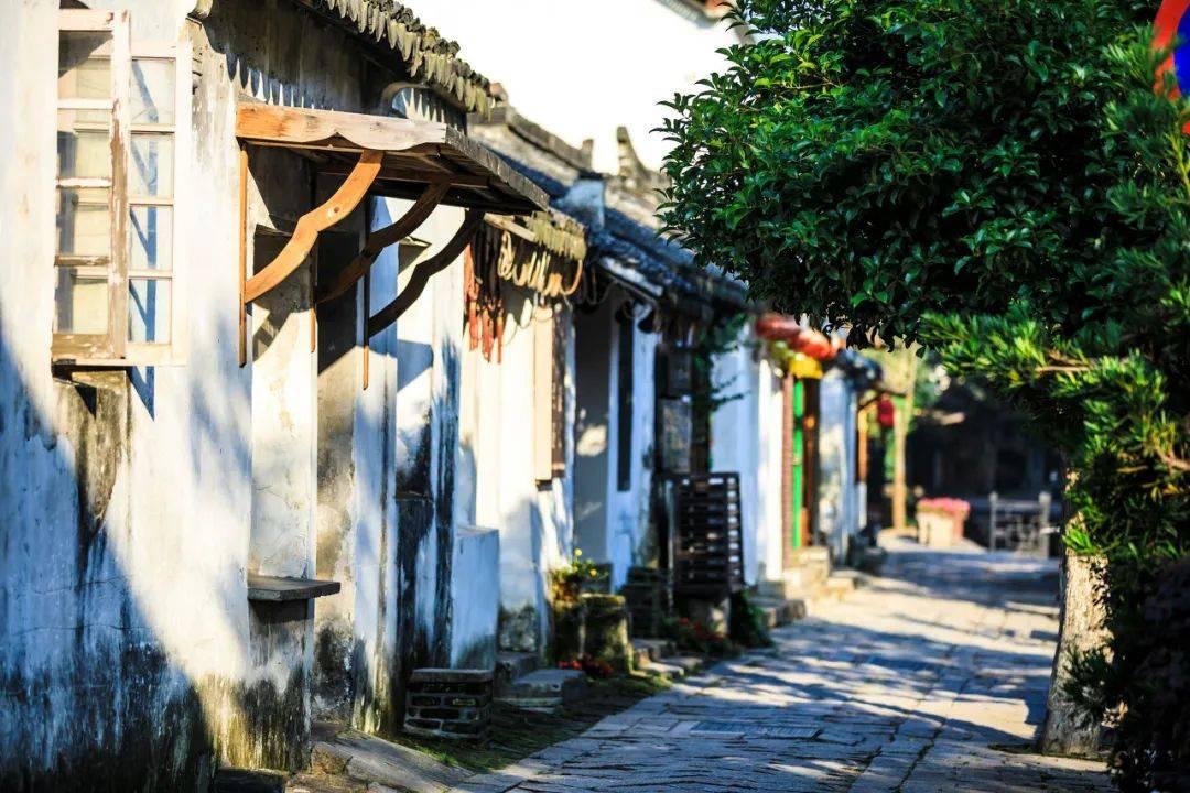 甘肃能源：可再生能源补贴按照国家可再生能源补贴基金结算的进度陆续到位，到位速度受补贴基金拨付时间影响